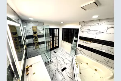 [Address not provided], Willowbrook, IL 60527 - Photo 20