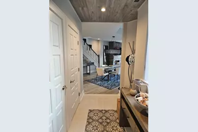 1430 N Lasalle Drive #A1, Chicago, IL 60610 - Photo 4