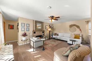 3100 Longfellow Ave, Hazel Crest, IL 60429 - Photo 4