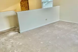 2724 Odlum Dr, Schaumburg, IL 60194 - Photo 18