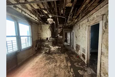 8752 S Exchange Avenue, Chicago, IL 60617 - Photo 6