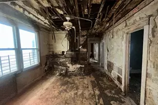 8752 S Exchange Ave, Chicago, IL 60617 - Photo 6