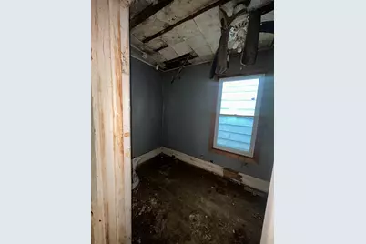 8752 S Exchange Avenue, Chicago, IL 60617 - Photo 10