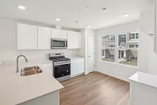 6379 Ulster Dr, Tinley Park, IL 60477 - Photo 4