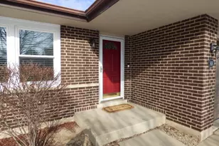 968 Hyacynth Ln, Bartlett, IL 60103 - Photo 2