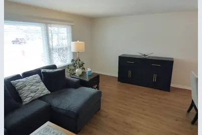 968 Hyacynth Lane, Bartlett, IL 60103 - Photo 6