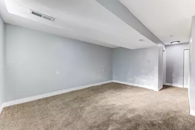 7237 S St Lawrence Avenue, Chicago, IL 60619 - Photo 24