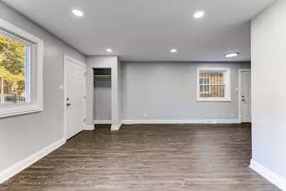 7237 S St Lawrence Avenue, Chicago, IL 60619 - Photo 8