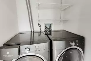 827 W Bradley Pl, Chicago, IL 60613 - Photo 26