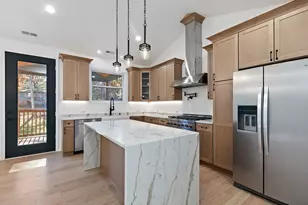 8611 Dorr Rd, Wonder Lake, IL 60097 - Photo 12