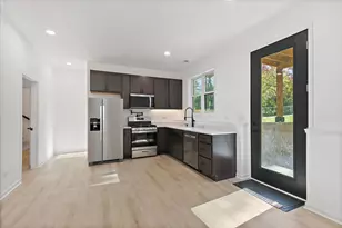 8611 Dorr Rd, Wonder Lake, IL 60097 - Photo 28