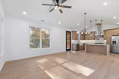 8611 Dorr Road, Wonder Lake, IL 60097 - Photo 8