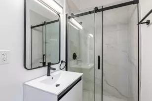 3211 W Lemoyne Ave, Chicago, IL 60651 - Photo 14