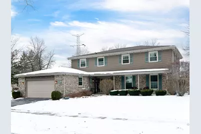 820 N Sanborn Drive, Palatine, IL 60074 - Photo 1