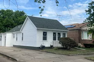 13709 S School St, Riverdale, IL 60827 - Photo 1