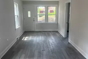 13709 S School St, Riverdale, IL 60827 - Photo 2