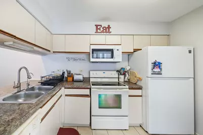 1750 Sleepy Hollow Court #3, Schaumburg, IL 60195 - Photo 8