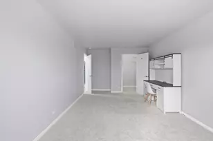 269 E Alpine Dr, Glendale Heights, IL 60139 - Photo 8