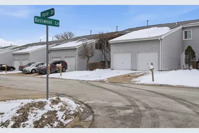 269 E Alpine Drive, Glendale Heights, IL 60139 - Photo 24