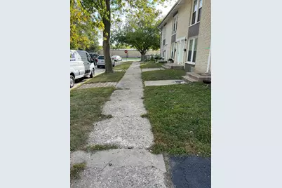 2204 Hebron Avenue #B, Zion, IL 60099 - Photo 8