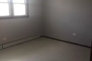 283 Yates Ave, Calumet City, IL 60409 - Photo 4