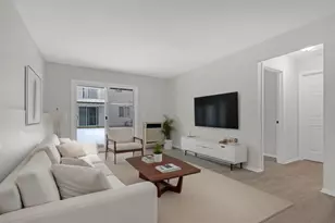 86 Silver Tree Cir, Cary, IL 60013 - Photo 6