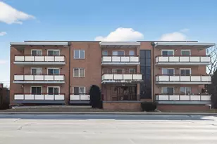 6441 W Pershing Rd, Stickney, IL 60402 - Photo 1