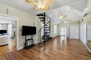 1307 Cross Creek Rd, Mahomet, IL 61853 - Photo 32