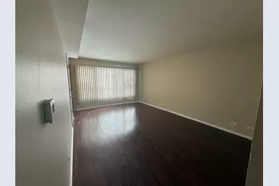 109 Central Avenue #A, Roselle, IL 60172 - Photo 4