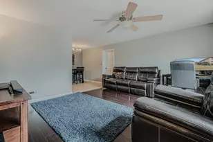 222 Nauset Ln, Schaumburg, IL 60194 - Photo 8