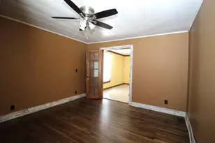 103 E Park St, Danvers, IL 61732 - Photo 8