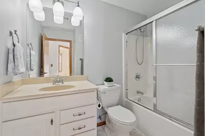 2997 3rd Street #200, Moline, IL 61265 - Photo 14