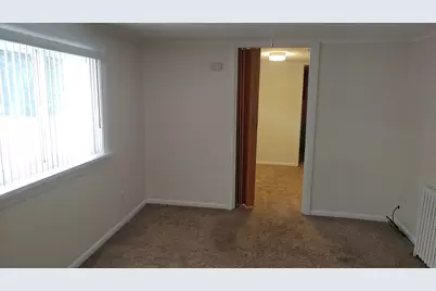 1960 Illinois Street #LOWERLEVEL, Des Plaines, IL 60018 - Photo 8