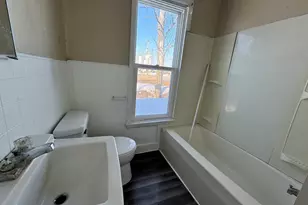 301 S Oak St, Forrest, IL 61741 - Photo 12