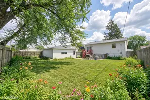 212 Pell Ave, Romeoville, IL 60446 - Photo 24