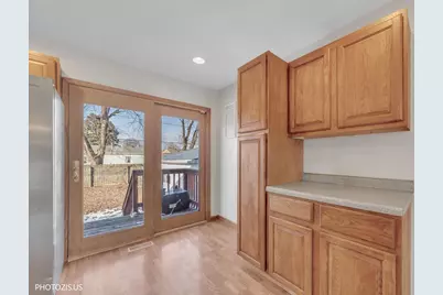 212 Pell Avenue, Romeoville, IL 60446 - Photo 8