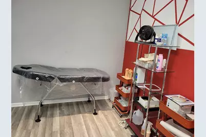 [Address not provided], Des Plaines, IL 60016 - Photo 10