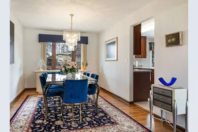 1407 Wesley Court, Westmont, IL 60559 - Photo 6