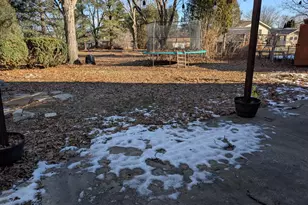 2032 W Laurel St, Freeport, IL 61032 - Photo 18