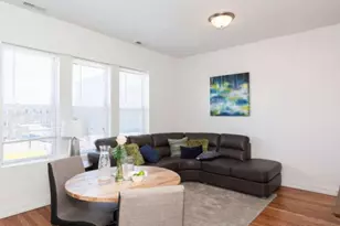 4048 N Milwaukee Ave, Chicago, IL 60641 - Photo 4