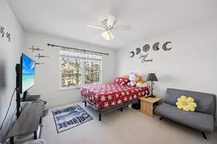 424 Acushnet St, Elgin, IL 60124 - Photo 14