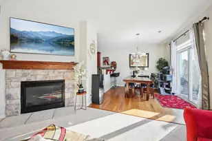 424 Acushnet St, Elgin, IL 60124 - Photo 4