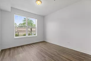 500 N Northwest Hwy, Park Ridge, IL 60068 - Photo 6