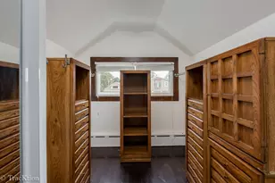 7960 W Birchdale Ave, Elmwood Park, IL 60707 - Photo 14