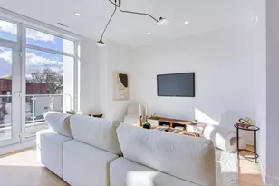 2456 W Cortez St, Chicago, IL 60622 - Photo 8