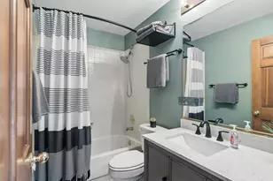 36143 N Springbrook Ln, Gurnee, IL 60031 - Photo 18