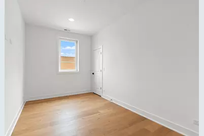 6414 N Francisco Avenue #201, Chicago, IL 60645 - Photo 6