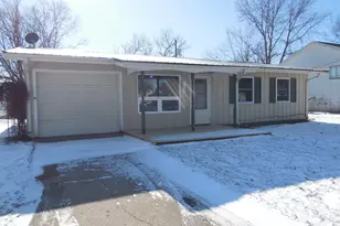 614 Cushing St, Dixon, IL 61021 - Photo 1