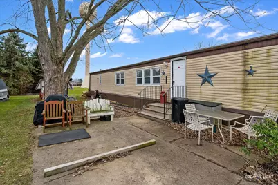 5 Hickory Lane, Sandwich, IL 60548 - Photo 2