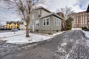 426 N Lake St, Aurora, IL 60506 - Photo 10